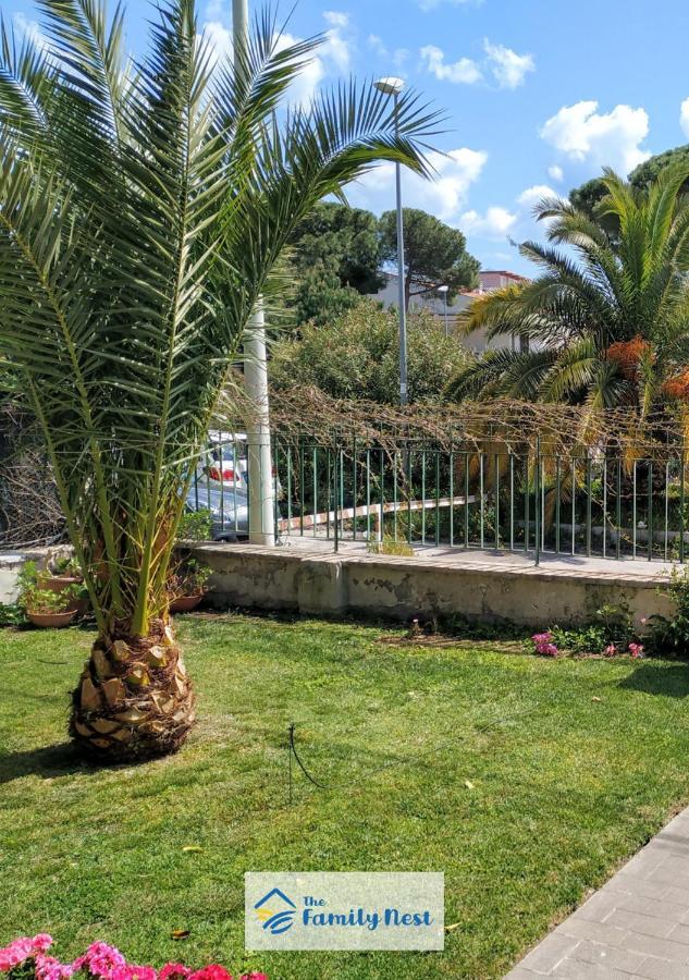 The Family Nest - Casa Eva Manfredonia Exterior foto